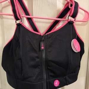 Shefit sports bra Women’s Size 3L. NWT